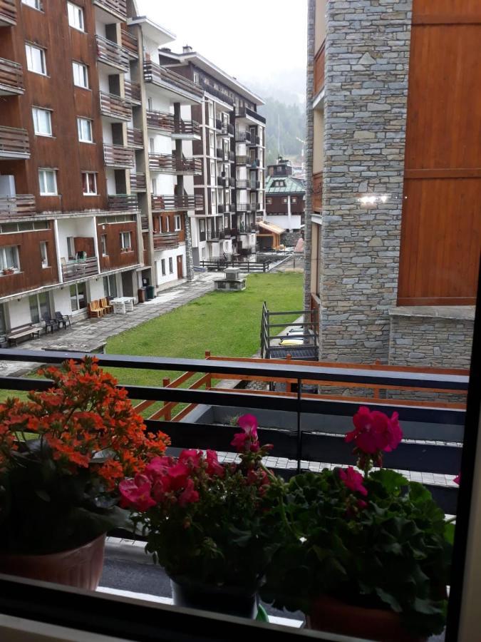 Appartamento Rinnovato Centralissimo A Cervinia 브루일서비니아 외부 사진