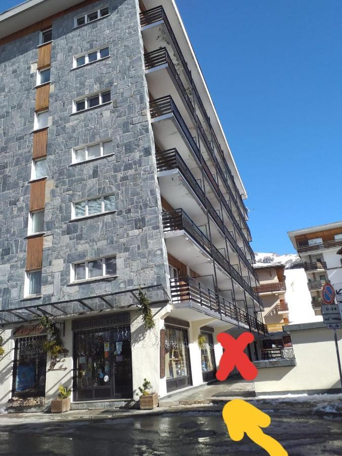 Appartamento Rinnovato Centralissimo A Cervinia 브루일서비니아 외부 사진